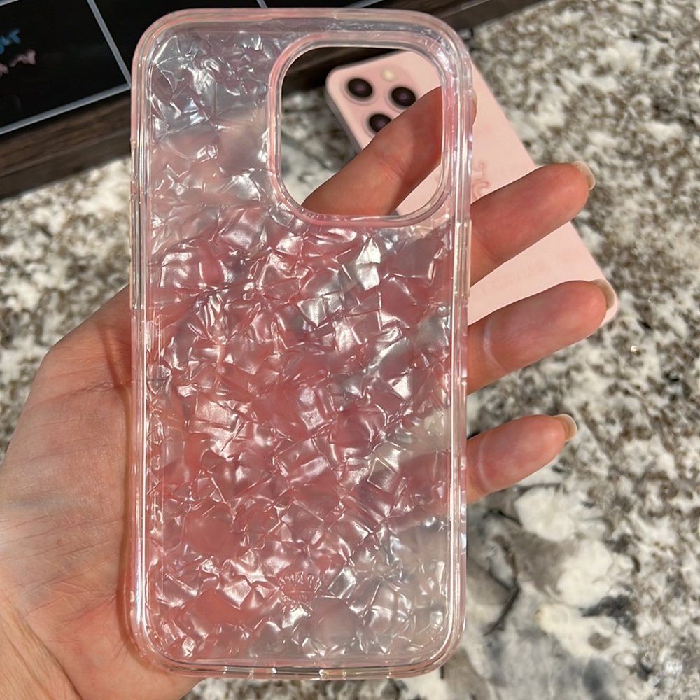 Rose quartz iPhone 13 Pro case - Picture 3 of 3
